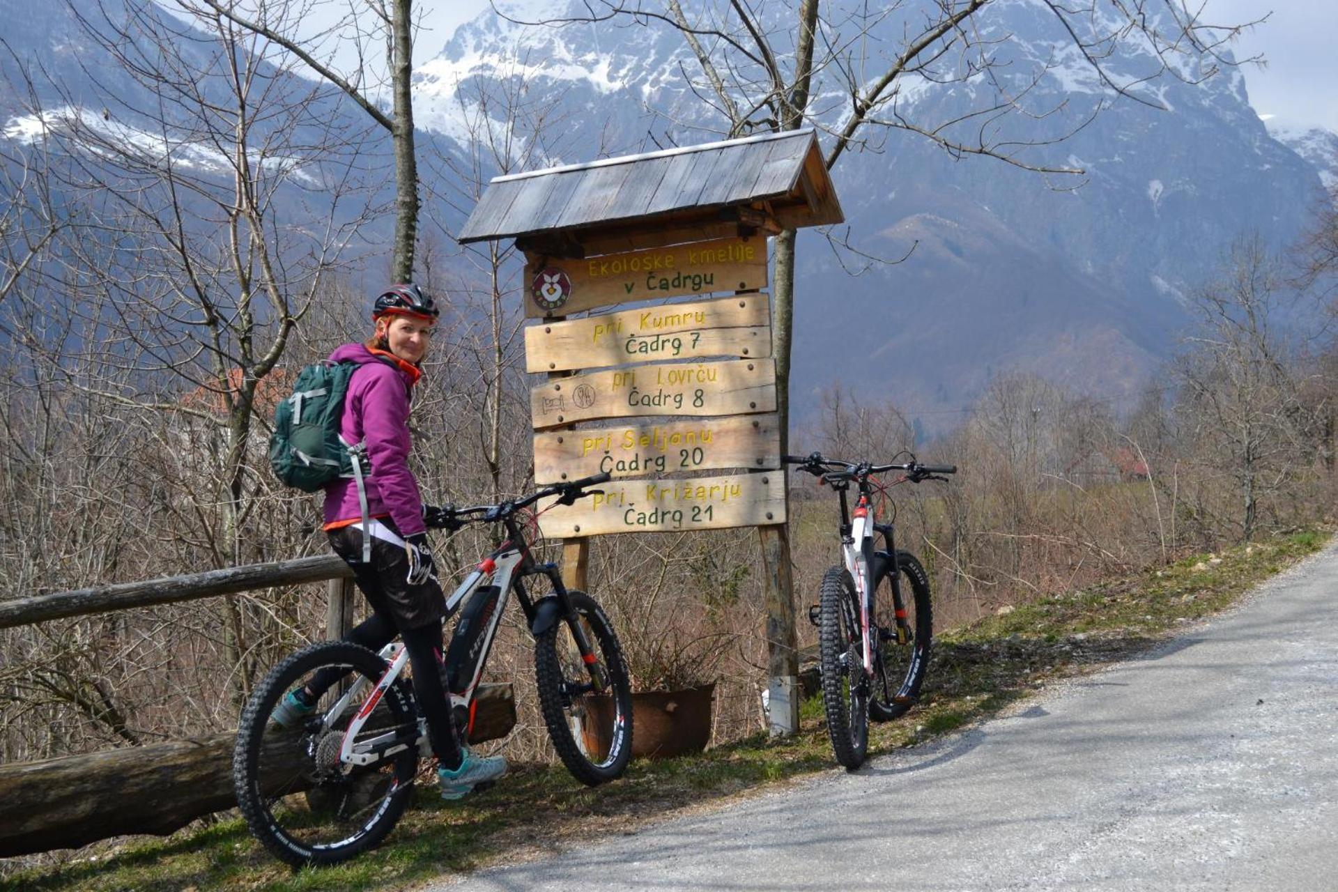 Azimut Hisa Apartment Tolmin Luaran gambar