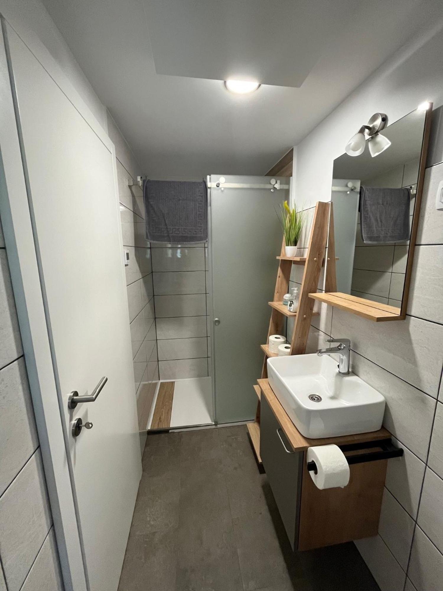 Azimut Hisa Apartment Tolmin Luaran gambar